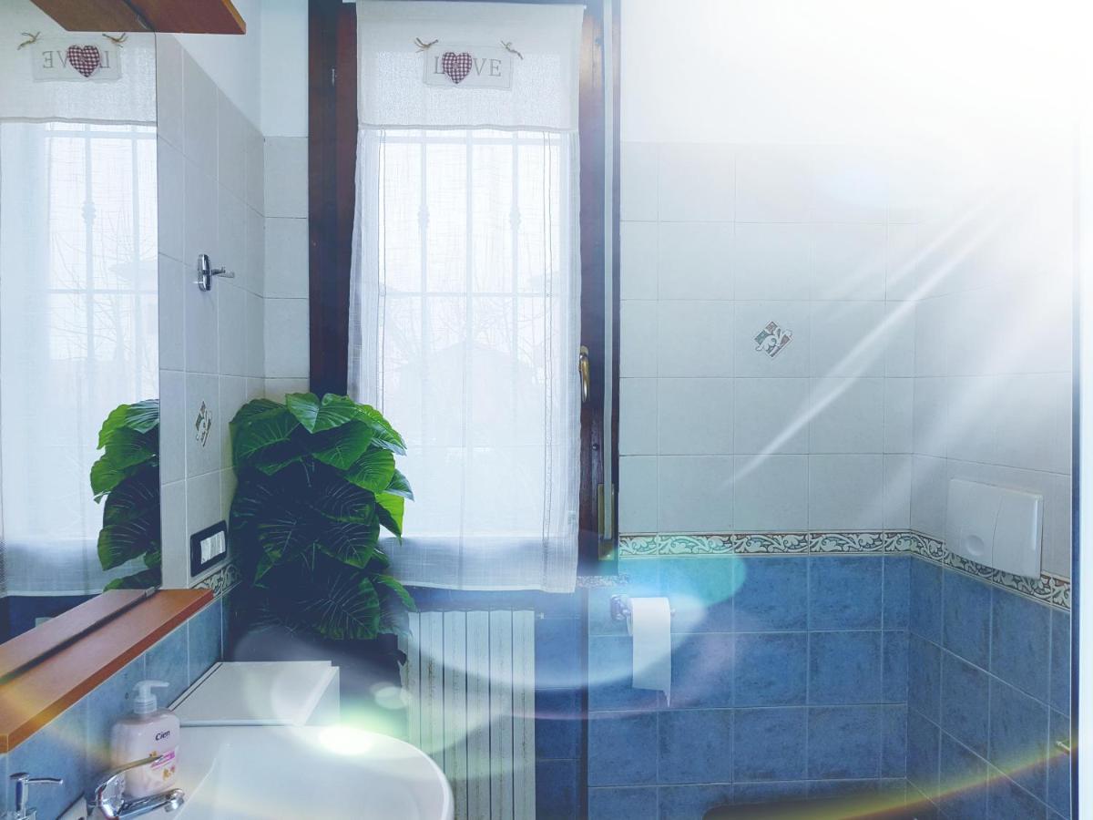Guest Holiday Filangieri 1 雷焦艾米利亚 外观 照片